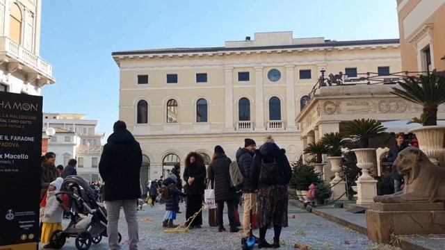 Италия карнавал в Padova prato della valle, танцы смотреть онлайн