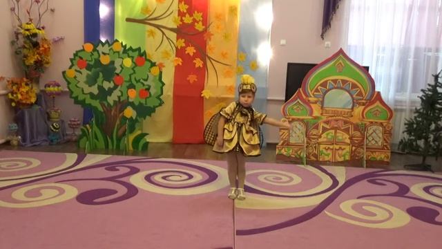 Полецкая Вика - 4 года. Стихотворение "Муха" - 2018 г . смотреть онлайн