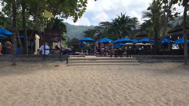 Centara Seaview Resort Beach смотреть онлайн