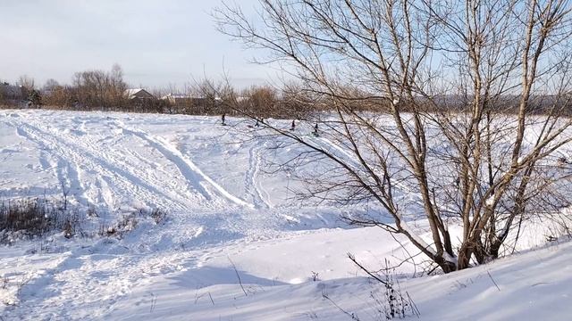 "Село Чаадаевка - катание детворы с горок.?⛄ ⛅? смотреть онлайн