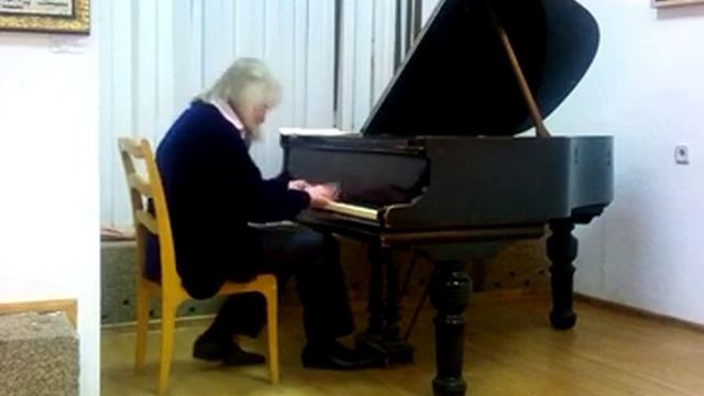 Андрей Катичев за роялем - ПОЛОЖА РУКИ НА КЛАВИШИ - Катичев А смотреть онлайн