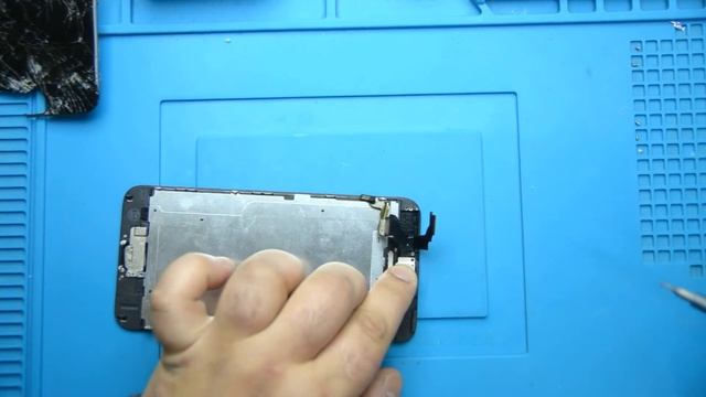 Замена экрана на айфон 6 Plus смотреть онлайн