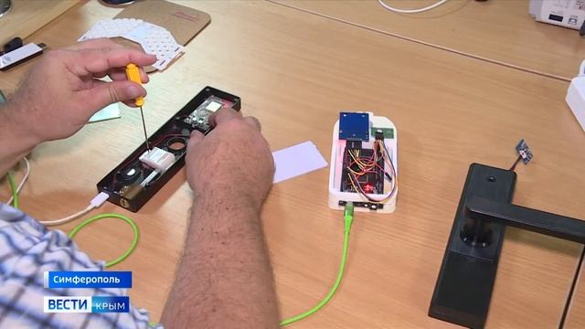 Как левши живут в мире правшей смотреть онлайн