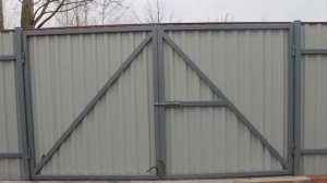 Забор из профлиста.Все секреты!Супер просто!!!