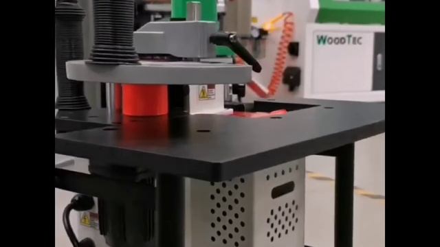 Ручной кромкооблицовочный станок KM 40 смотреть онлайн