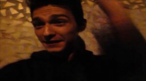 Соседи сверху занимаются любовью! На всю улицу слышно)