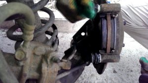 Смазка  направляющих тормозных суппортов Corolla e120