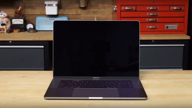 NEW 2019 MacBook Pro 15" Intel Core i9 - The 8 Core BEAST смотреть онлайн