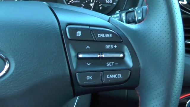 2018 Hyundai Elantra GT Sport engine start up смотреть онлайн