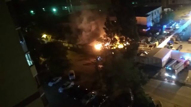 Пожар в Воронеже 10.06.2022 на территории Хладокомбината смотреть онлайн