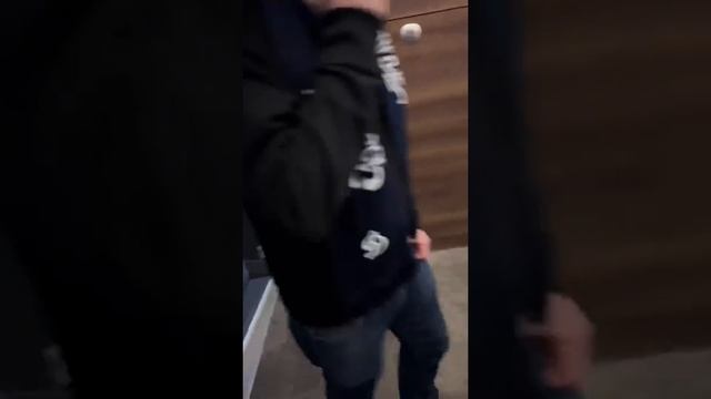 Сколько стоит сходить на хоккей смотреть онлайн