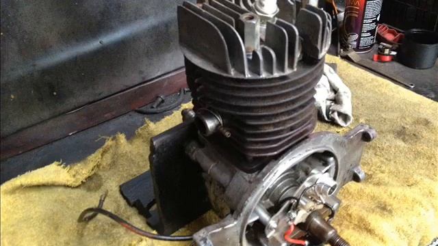 schwinn stingray chopper bike rat rod with victa lawn mower 125cc engine very fast смотреть онлайн