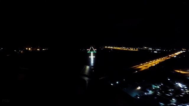 Night landing at U-Tapao Rayong-Pattaya International Airport (VTBU / UTP) смотреть онлайн