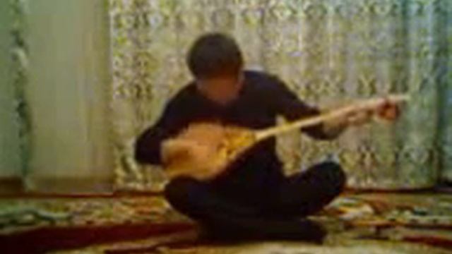 Шикарная игра на домбре