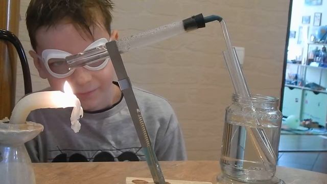 НАБОР для экспериментов"Юный химик". Получаем чистую воду дистиллированием. смотреть онлайн