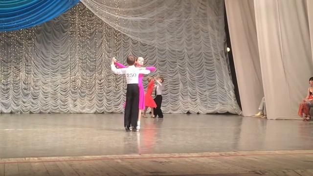 Вальс, дети 2, Кирилл и Вероника смотреть онлайн