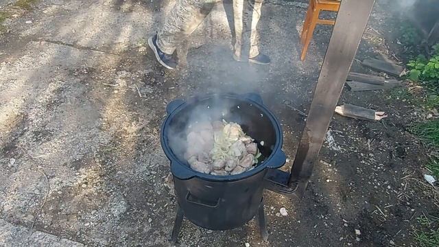 Ужин в казане смотреть онлайн