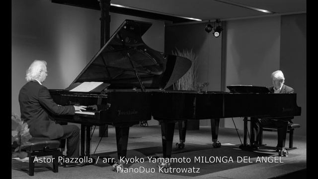Astor Piazzolla: Milonga del Angel - PianoDuo Kutrowatz смотреть онлайн