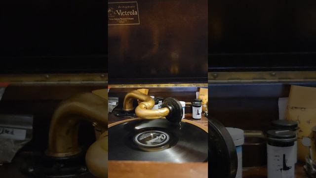 Invitation to The Blues - Ella Mae Morris her Orchestra Capital Records #163 1944 смотреть онлайн