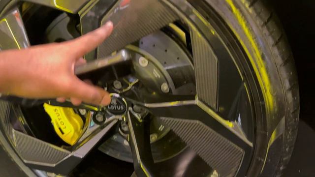 Lotus Eletre S - Does this come as standard ? смотреть онлайн