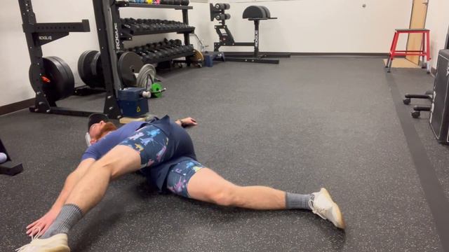 Mobility Mend 19 - Supine Trunk Rotations and Windshield Wipers смотреть онлайн