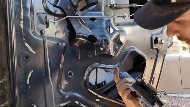 how to replace Window regulator Saturn Vue смотреть онлайн
