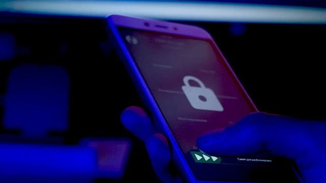 Redmi 4X в 2022 - БЕСКОНЕЧНЫЙ СМАРТФОН! смотреть онлайн