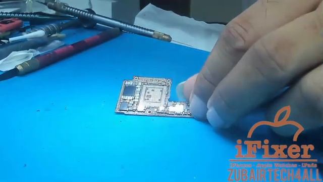 iPhone XSMax won`t turn on! Low Boot Fix (A12 CPU Reball) смотреть онлайн