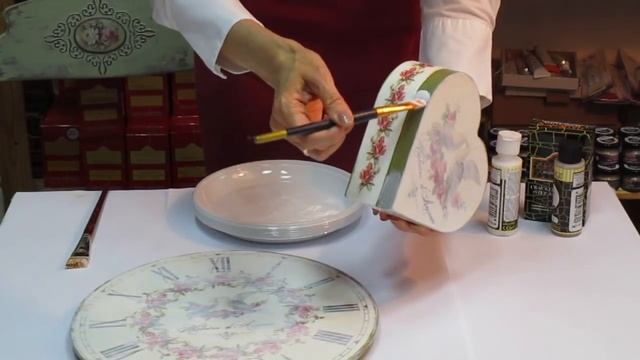 Decoupage ideas Clock DIY 2 step crackle medium смотреть онлайн