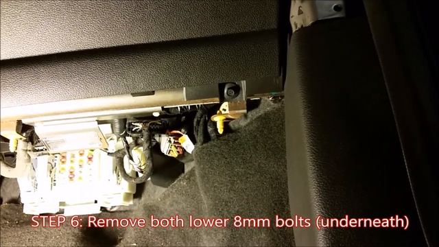 How to Easily Remove Your Glove Box (2013 Ford Escape): HOW TO ESCAPE смотреть онлайн