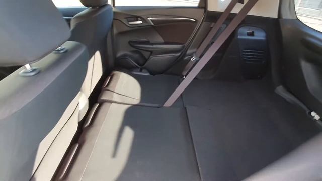 2014 Honda Fit Hybrid ( Stu MacDonald motors ) смотреть онлайн