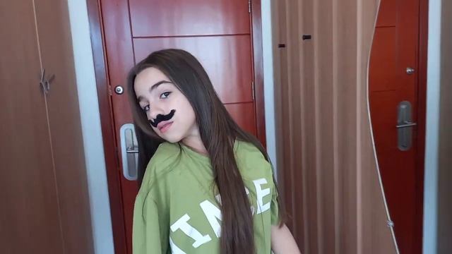 Поменяла пол на 24 часа _ СТАЛА МАЛЬЧИКОМ смотреть онлайн