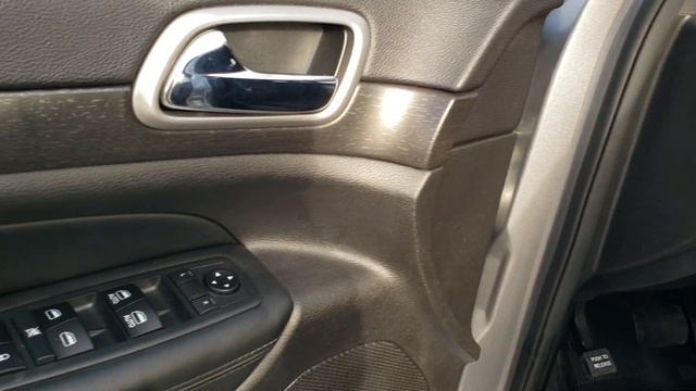 2018 JEEP GRAND CHEROKEE LAREDO E BILLET SILVER WALK AROUND REVIEW 20J16A SOLD! SUMMITAUTO.com смотреть онлайн