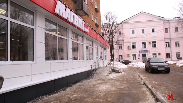 Праздник среди мусора. смотреть онлайн