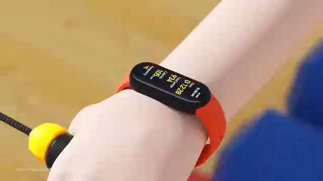 Фитнес браслет Xiaomi Mi Band 6 смотреть онлайн