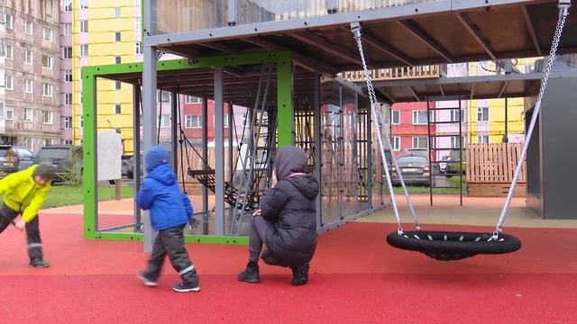 В городе появилась крытая детская площадка смотреть онлайн