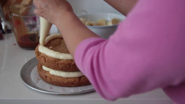 Giant Cookie Cake смотреть онлайн