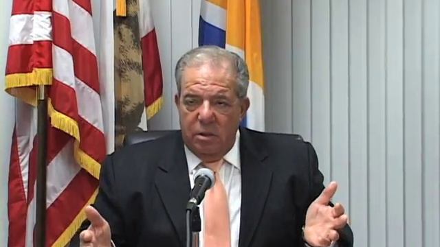 Long Beach Mayor Bob Foster on the State of the City смотреть онлайн