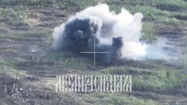 Подрыв танка ВСУ на мине на Запорожском направлении/AFU tank explosied on mine on the Zaporozhye dir смотреть онлайн