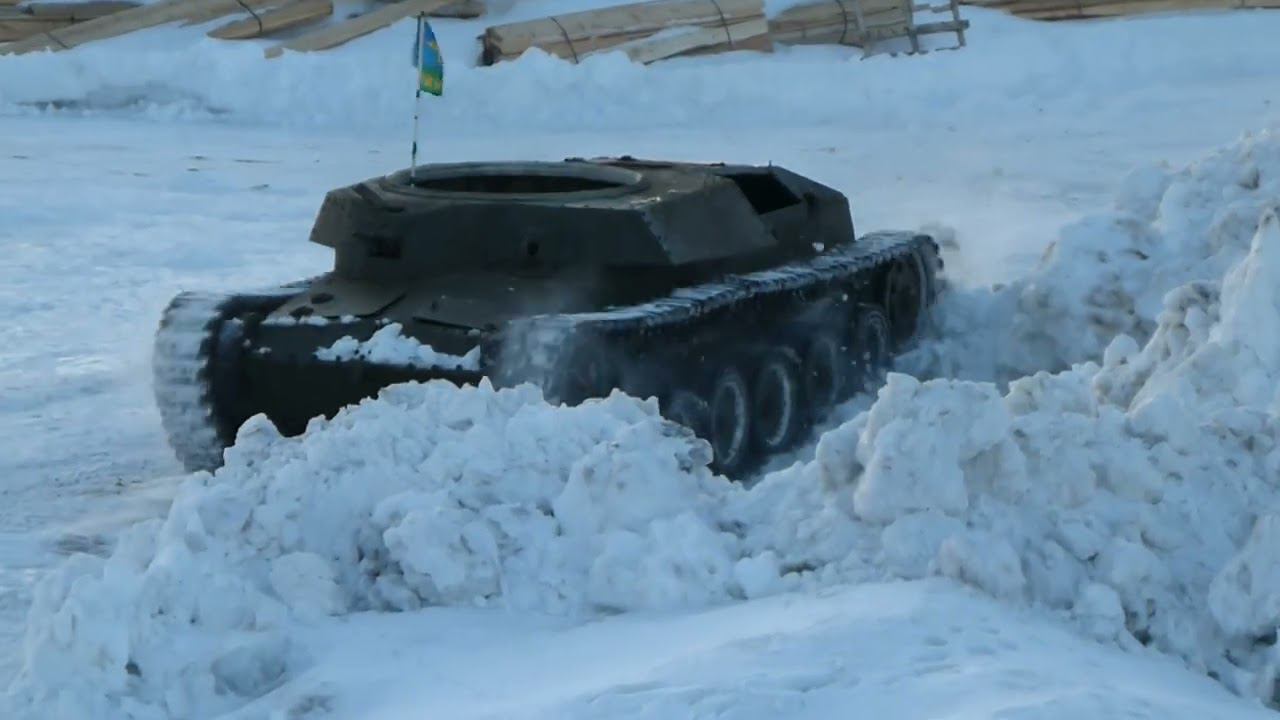 Ходовые испытания в процессе реставрации танка Шинхото Чи-Ха смотреть онлайн