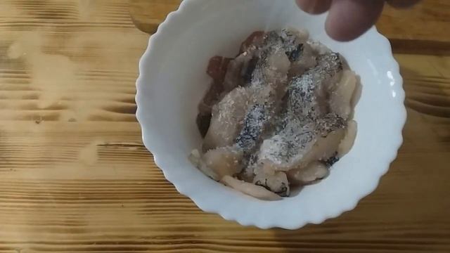 Маринованная щука с луком