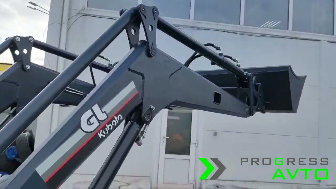 Фронтальная установка Прогресс-Авто на японском тракторе KUBOTA смотреть онлайн