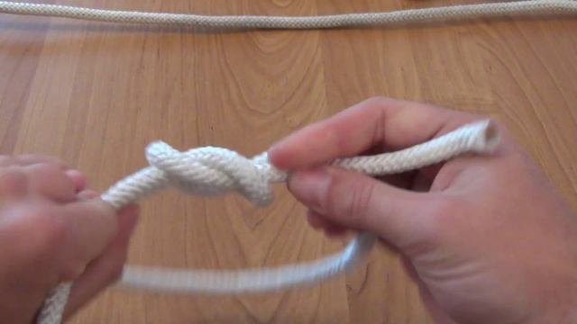 Почему развязываются шнурки? смотреть онлайн