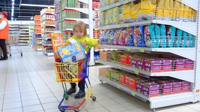 САМ за ПОКУПКАМИ и ПАПА на ПАУЗЕ. Фёдор М. смотреть онлайн