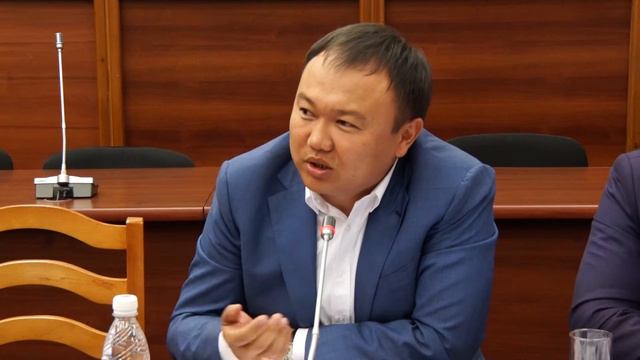 ДАНИЯР АТТОКУРОВ: «МЕКТЕПТЕРДИН ЭСКИЛЕРИН БҮТКӨНДӨН КИЙИН ГАНА ЖАҢЫЛАРЫНА ӨТҮҮ КЕРЕК» смотреть онлайн