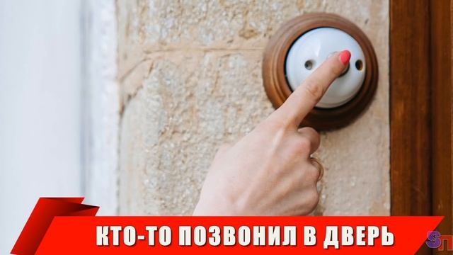 Открыв дверь, я обомлел - передо мной стояла красивая девушка в распахнутом халате, из под которого смотреть онлайн