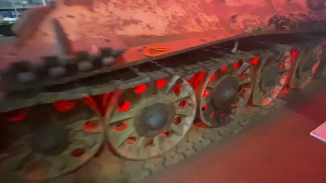 ЧТО СЛУЧИЛОСЬ С ТАНКОМ Т-34 ПОДНЯТЫМ ИЗ РЕКИ ДОН ??? смотреть онлайн