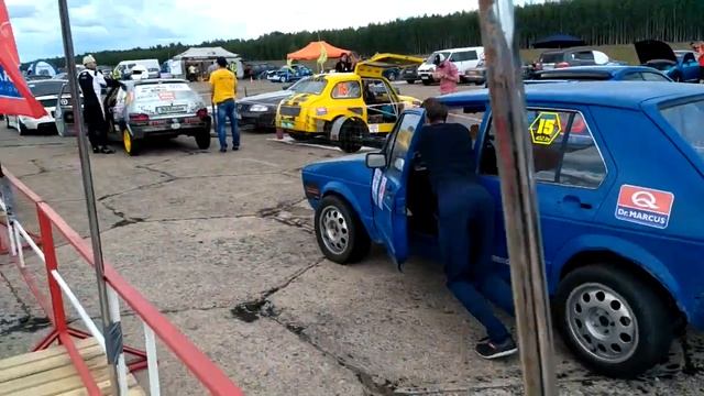 толкаем гольфа-скажи НЕТ горячей солярке! смотреть онлайн