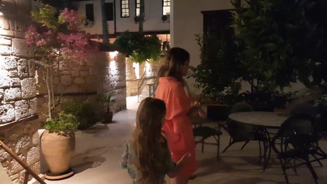 minyon . заселение в апартаменты. смотреть онлайн