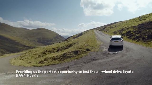 Підкорення Toyota RAV4 Hybrid шотландського перевалу The Cairnwell Pass смотреть онлайн